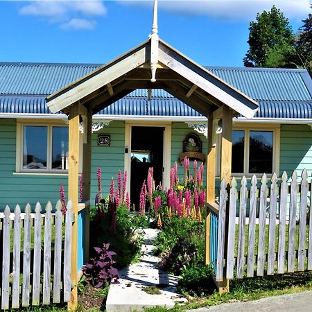 Fantail Cottage Oamaru Exterior photo